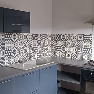 Appartement 3 pièces 699 €