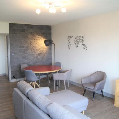 Appartement 3 pièces 1270 €
