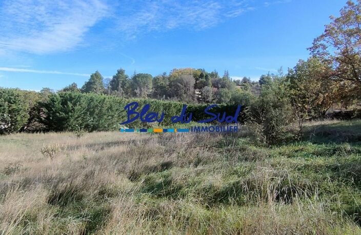 Beau et grand terrain avec Permis de construire — photo 2