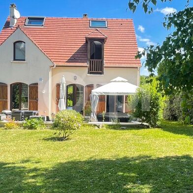 Maison 7 pièces 549000 €