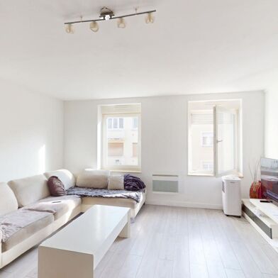 Appartement 3 pièces 163500 €