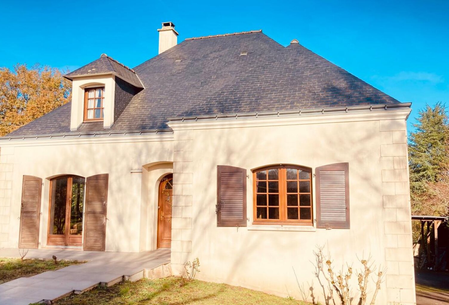 ORVAULT – Maison 154 m² – Grand terrain – Sous-sol + double garage — photo 1