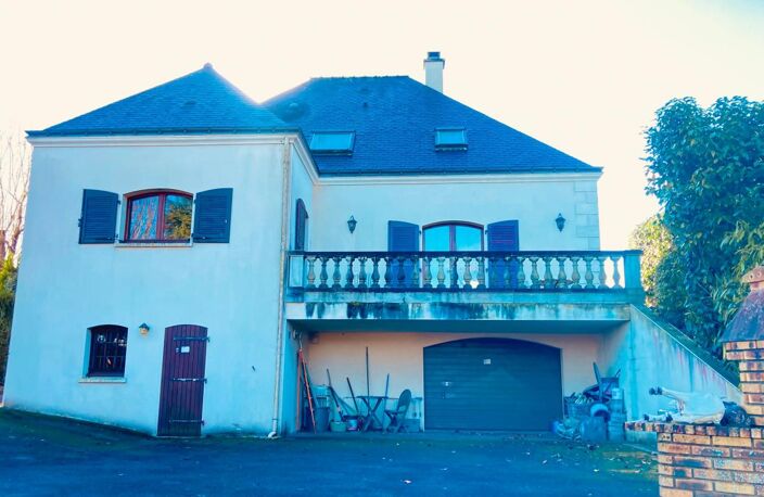 ORVAULT – Maison 154 m² – Grand terrain – Sous-sol + double garage — photo 2