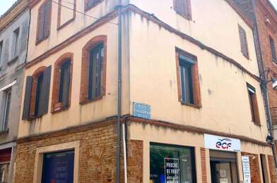 Immeuble  242000 €