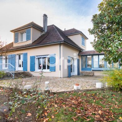 Maison 5 pièces 359500 €