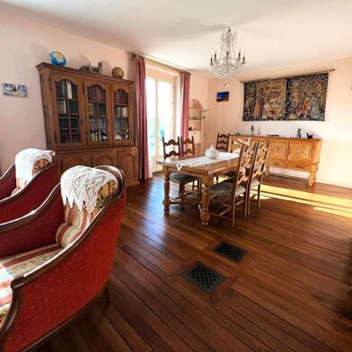 Maison 7 pièces 448000 €