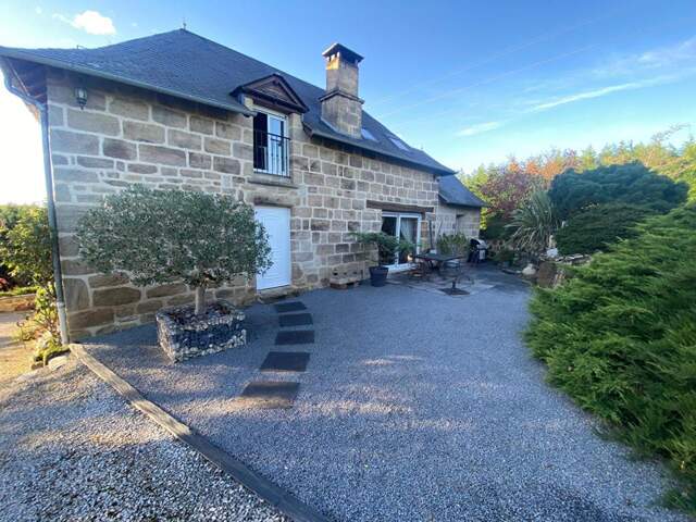 Maison Donzenac 4 pièce(s) 126 m2 — photo du bien