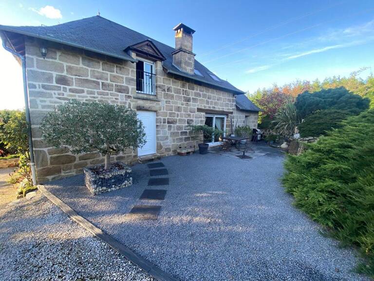 Maison Donzenac 4 pièce(s) 126 m2 — photo 1