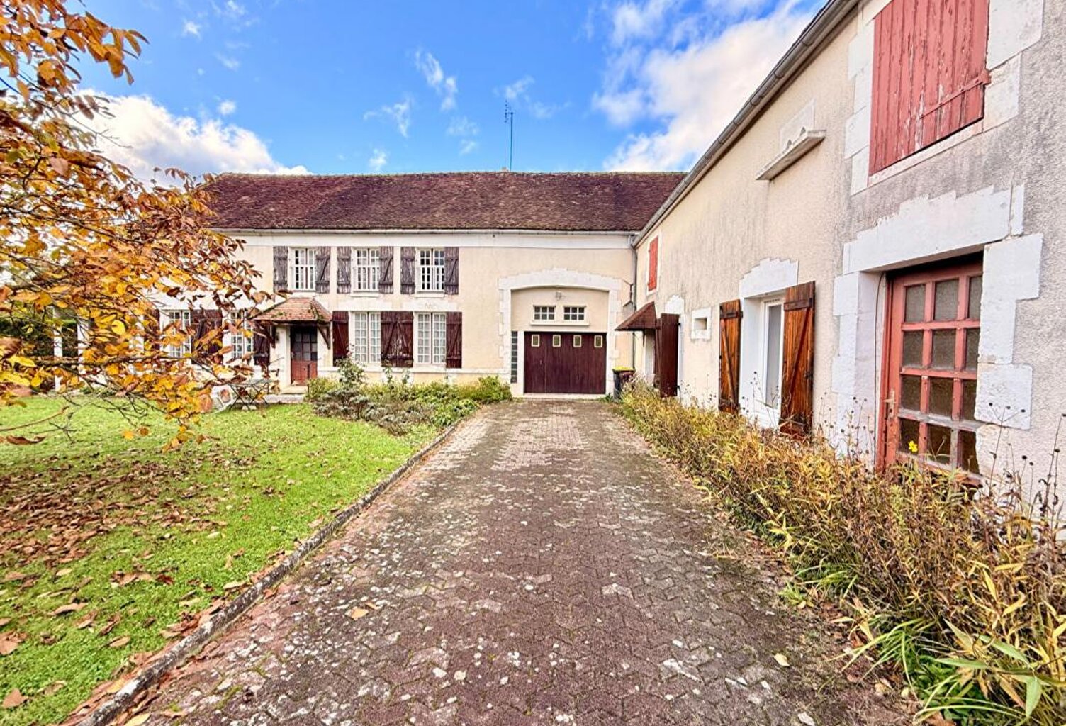 Maison Saint Georges Sur Baulche 7 pièce(s) 157 m2 — photo 1