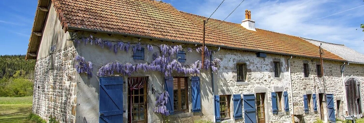 Maison 7 Pièces 183 m² à vendre à Le Quartier (63330)