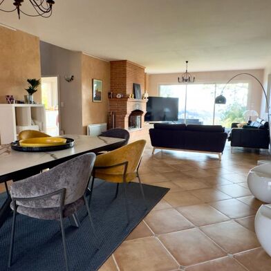 Maison 6 pièces 549000 €