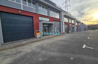 My Transac vous propose à la location des Locaux d'activité à partir de 309m² situé à GAGNY 93. Accès par porte sectionnelle de plain pied — photo du bien