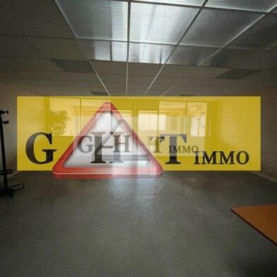 Local industriel  1683 €