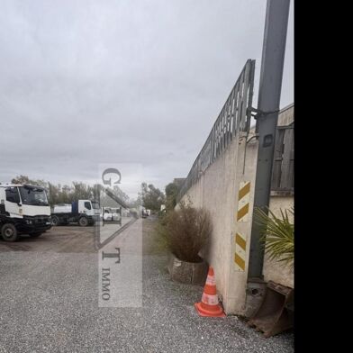 Local industriel  1550000 €