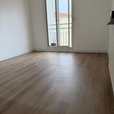 Appartement 2 pièces 450 €