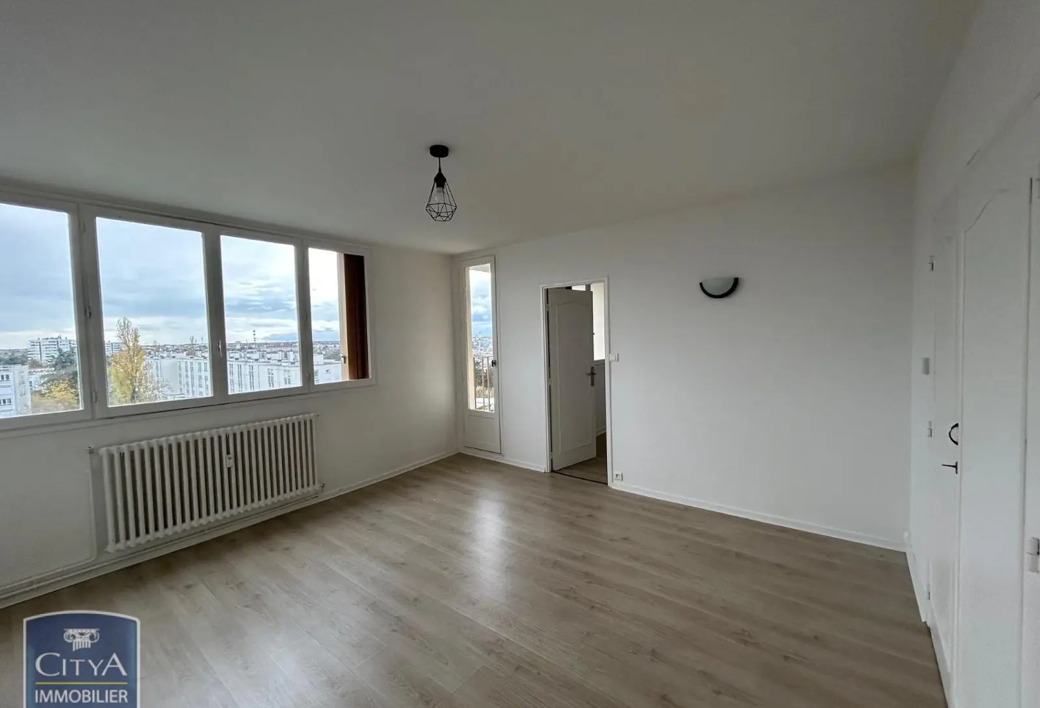 Vente appartement   Poitiers (86000) — photo 1
