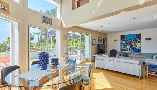 Villa / Maison 6 pièces  à vendre Roquevaire 13360