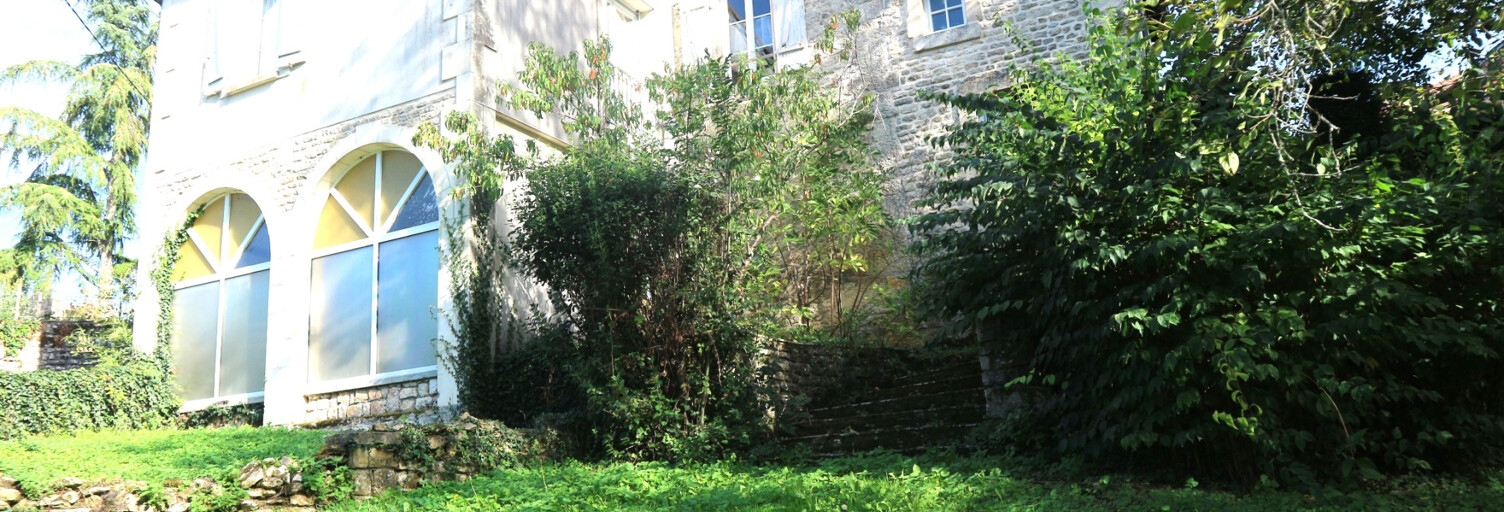 Maison 8 Pièces 190 m² à vendre à Niort (79000)