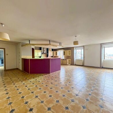 Appartement 5 pièces 142000 €