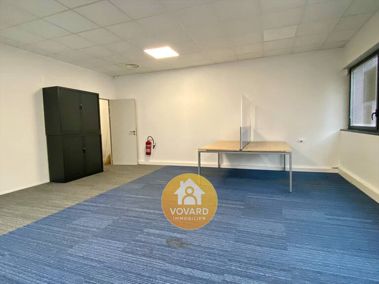  A louer  bureau de 39,50 m2 à Groslay — photo 1