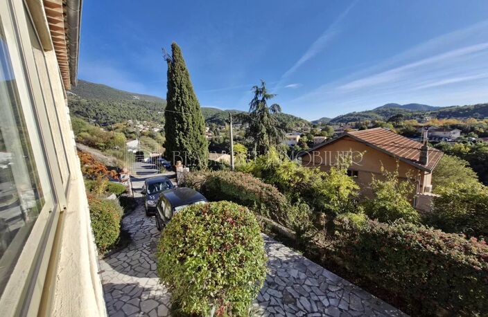 Maison dominante vue Panoramique Levens — photo 2