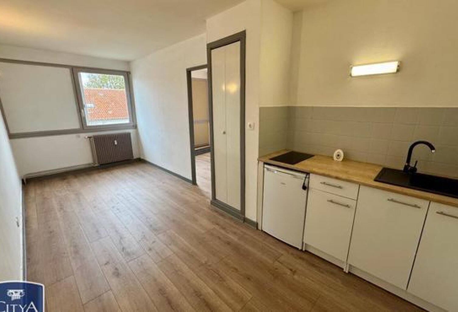 Vente appartement   Poitiers (86000) — photo 1