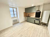 Type 2 - Très bon état - 49 M2 - Cuisine équipée - Centre-vi — photo 3