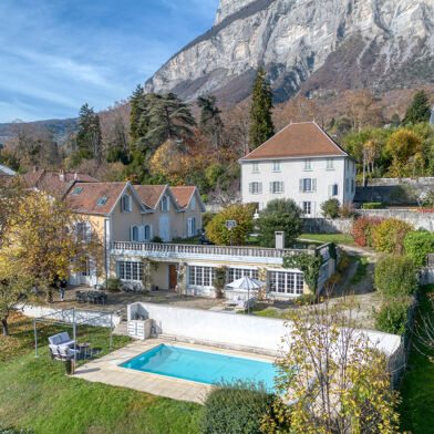 Maison 6 pièces 1150000 €