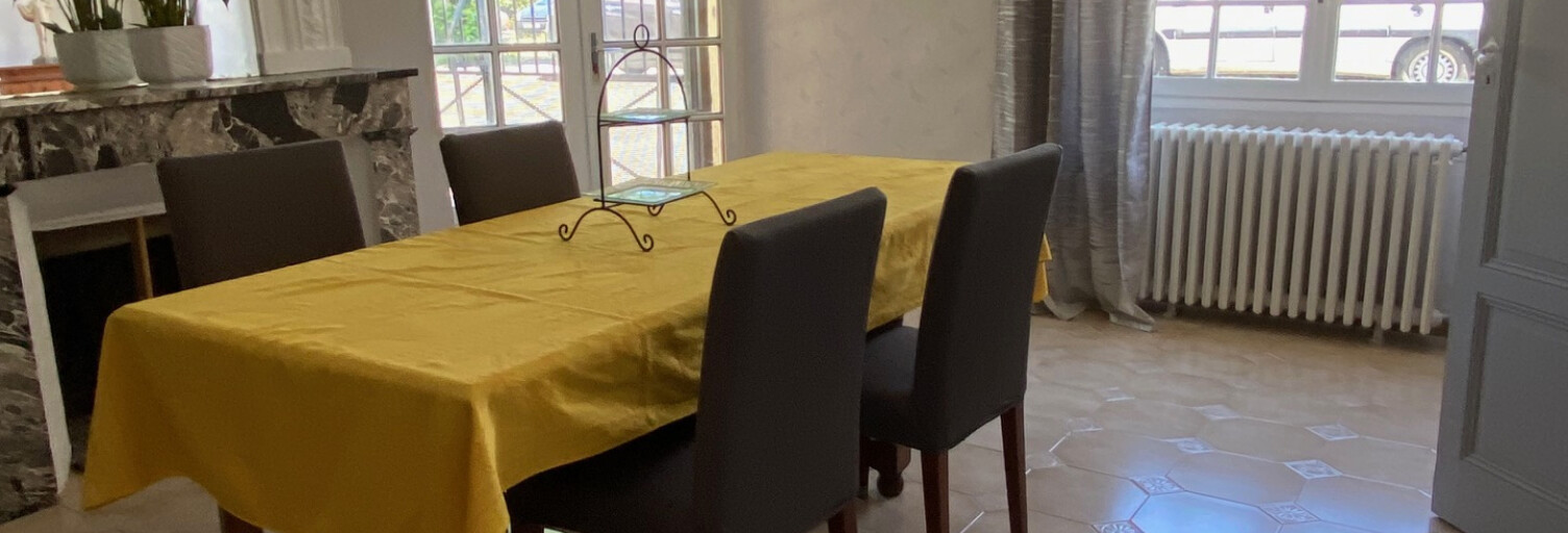 Maison 6 Pièces 150 m² à louer à Lacapelle-Biron (47150)