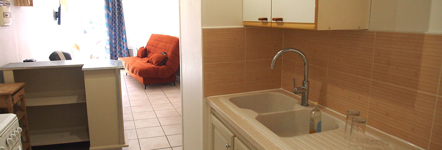 Appartement 1 Pièce 25 m² à louer à Roquebrune-sur-Argens (83520)