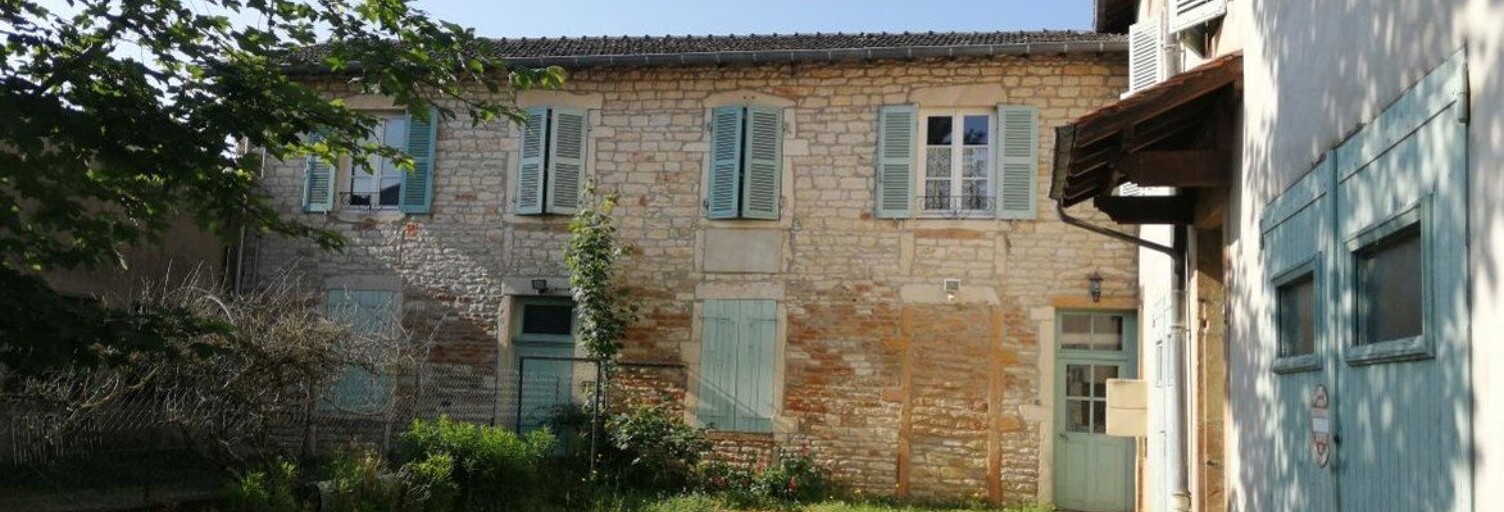 Immeuble  143 m² à vendre à Mâcon (71000)