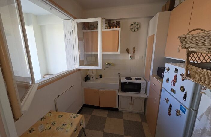 Cannes - Palm Beach - Place de l'Étang - Studio à Rénover — photo 4