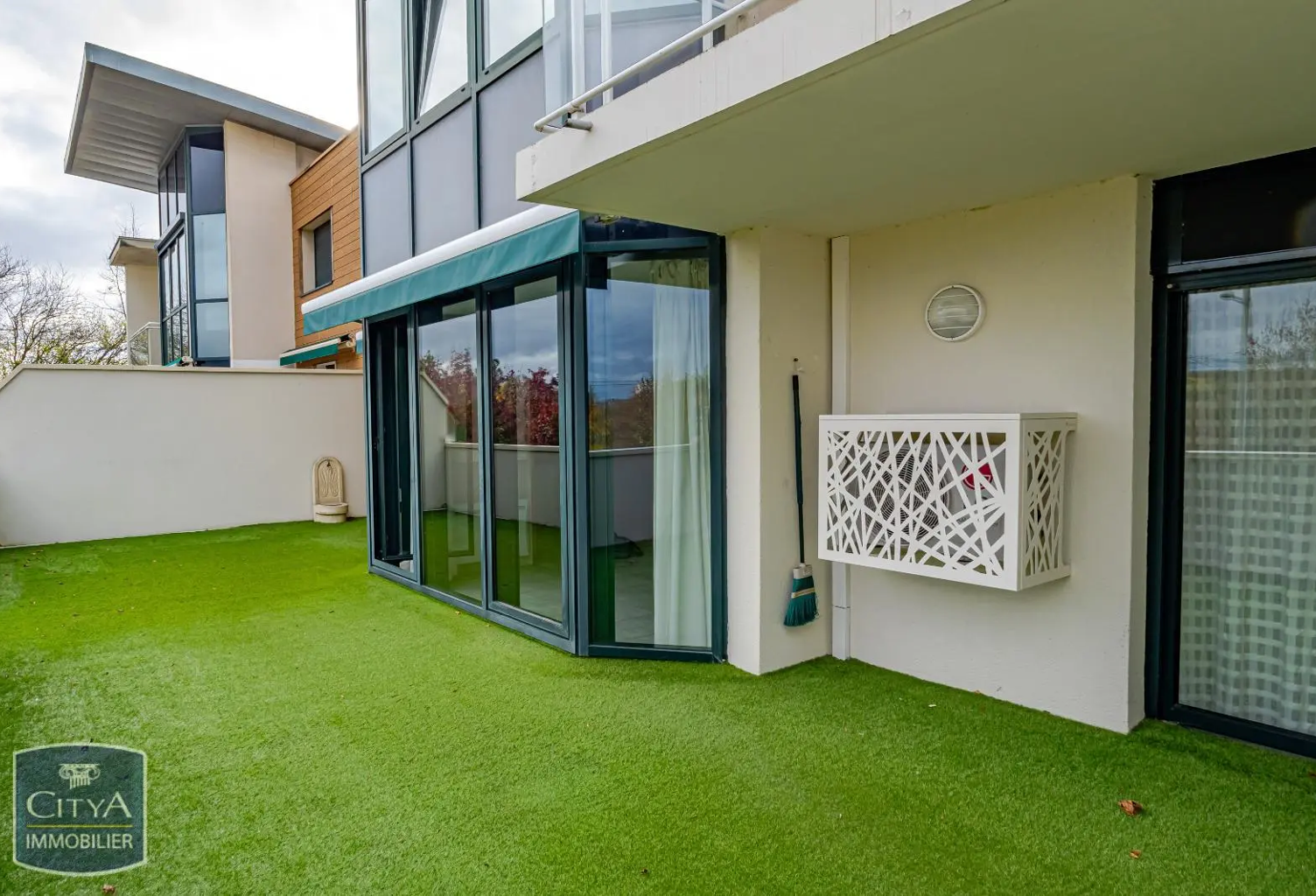 Vente appartement   Tours (37200) — photo 1