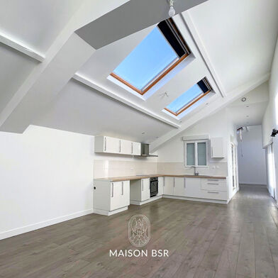 Appartement 5 pièces 497325 €