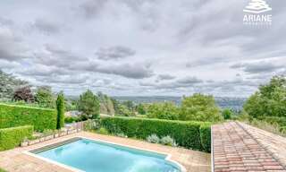 Maison 7 Pièces 203 m² à vendre à Collonges-au-Mont-d'Or (69660)