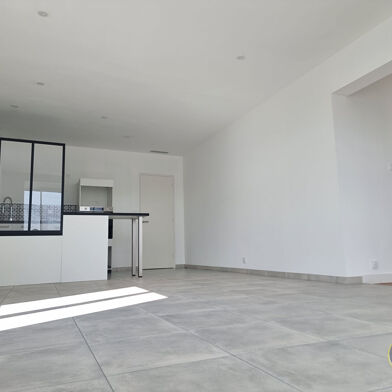 Maison 4 pièces 1000 €