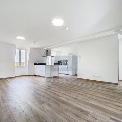 Appartement 3 pièces 800 €