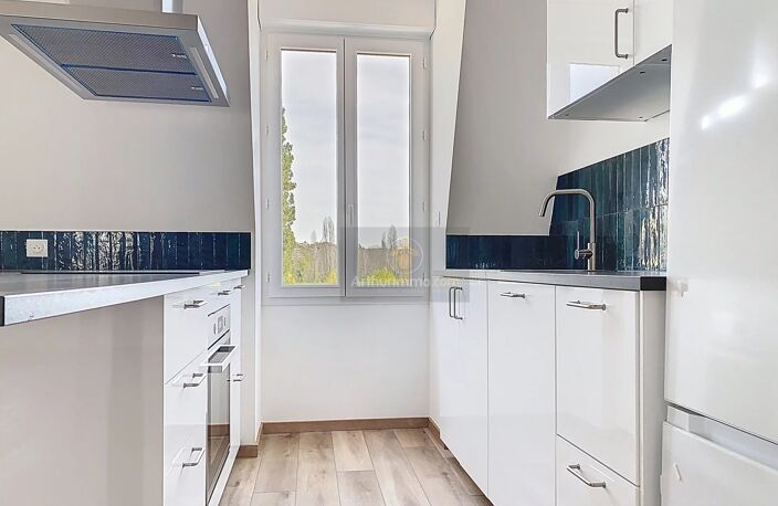 APPARTEMENT REFAIT A NEUF 1 ER ETAGE CENTRE BUGUE — photo 3