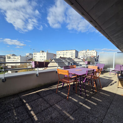 Appartement 5 pièces 220000 €