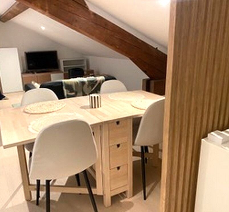 Location Studio 21 m² à Tassin-la-Demi-Lune 700 ¤ CC /mois