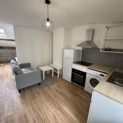 Appartement 1 pièces 470 €