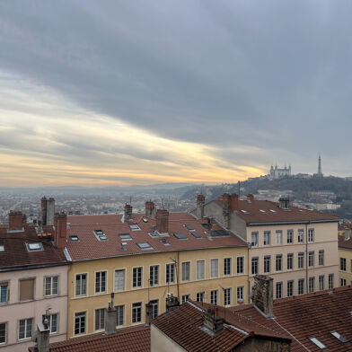 Appartement 4 pièces 2140 €