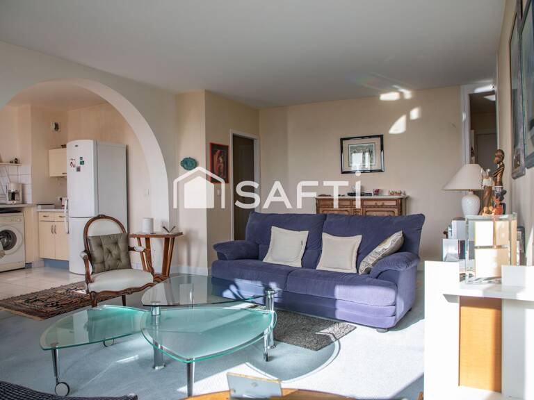 Exceptionnel F4  90 m2  parking et caves - DPE "D" - charges faibles — photo 1