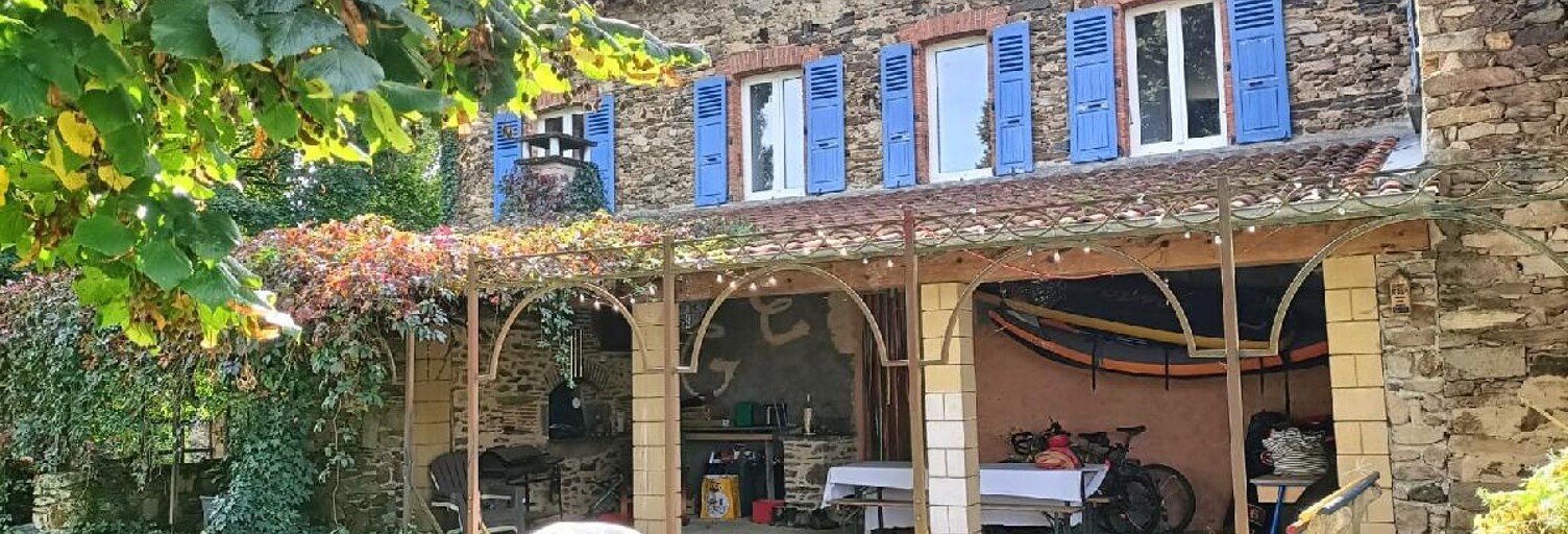 Maison 9 Pièces 240 m² à vendre à Linards (87130)