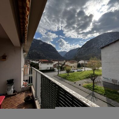 Appartement 3 pièces 99000 €