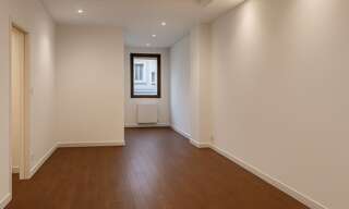 Commerce 1 Pièce 33 m² à louer à Paris 15 (75015)