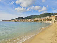 AJACCIO Vieille ville - Charmant T2/3 rénové — photo 2