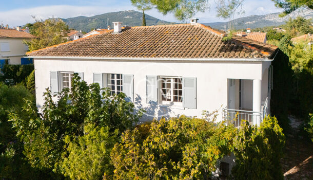 Villa / Maison 6 pièces  à vendre Garde (La) 83130