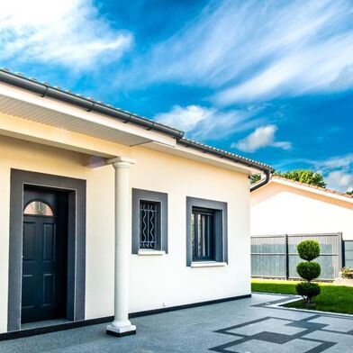 Maison 4 pièces 870 €