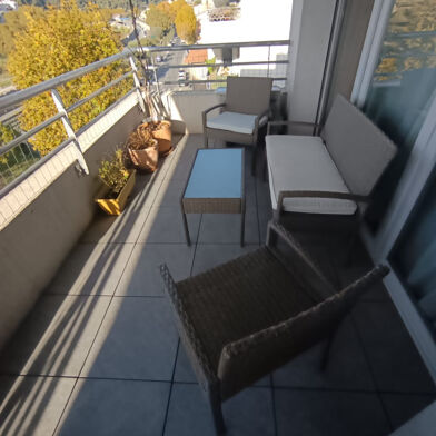 Appartement 3 pièces 1200 €